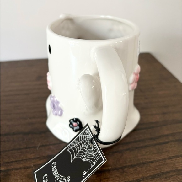 👻🩷Cobwebs & Cauldrons Hippie Ghost Mug with Flowers - Picture 2 of 5